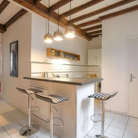 Super Idealement Situe, 6eme *